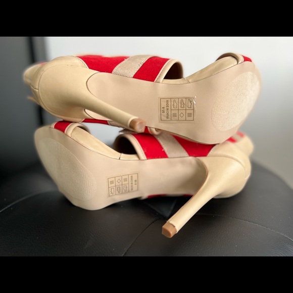 Brand New Women’s Heeled Sandals Red & Beige Size 9 - Picture 2 of 7